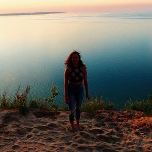 Meet your Posher, Abby